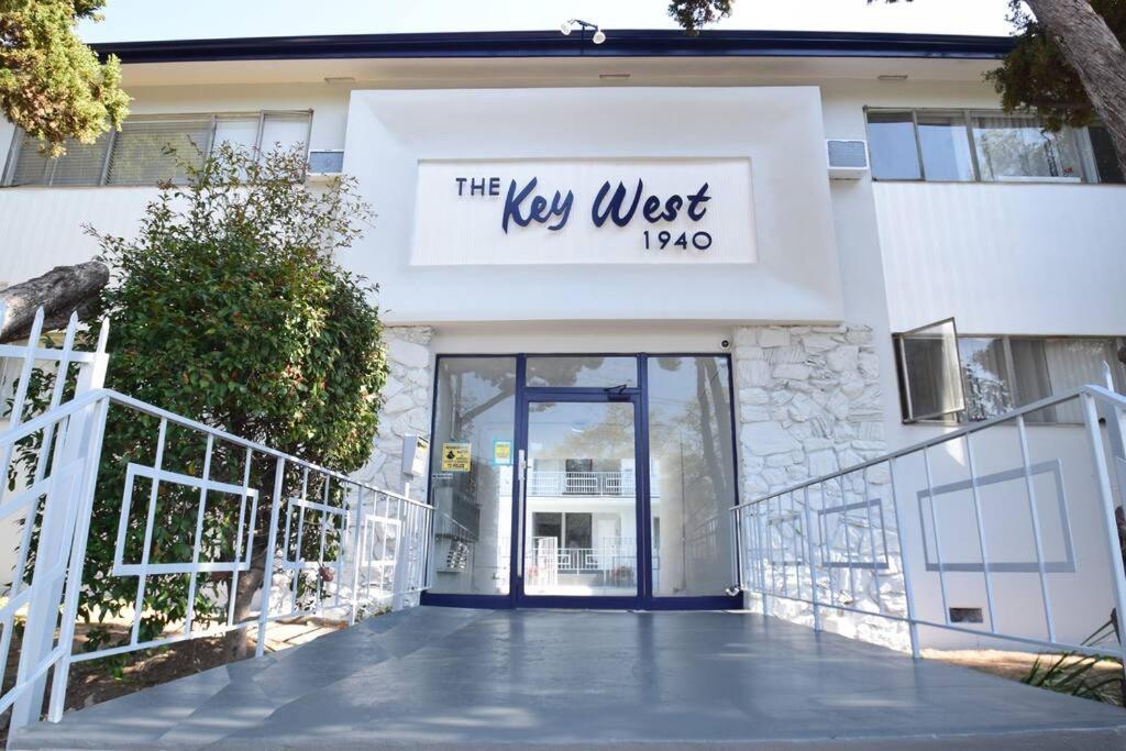 Hollywood Business Apartments Los Angeles Exterior photo