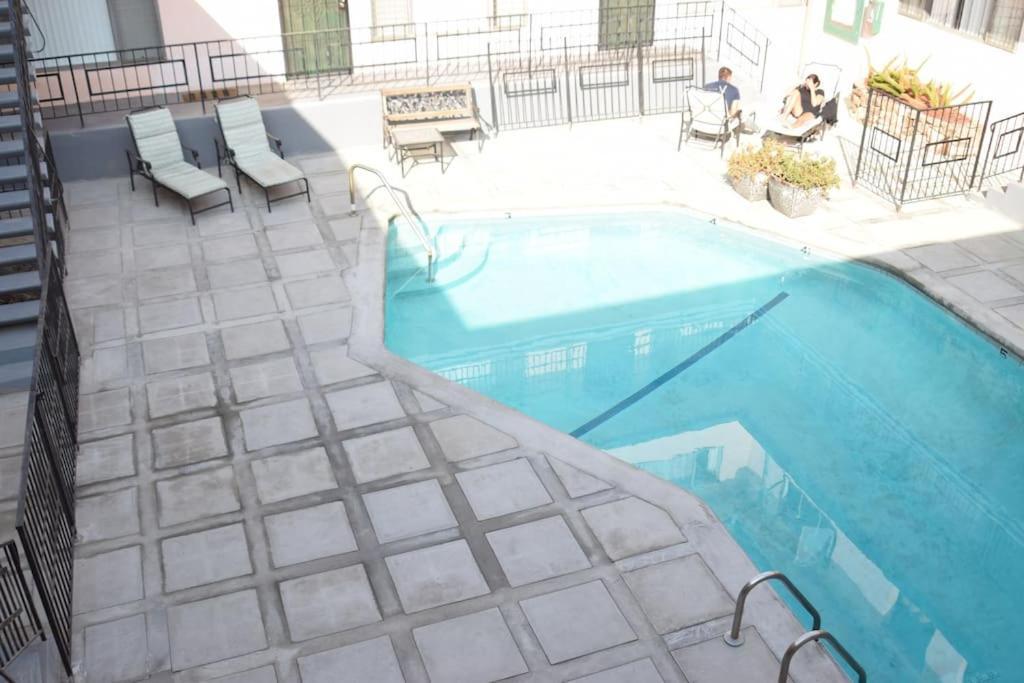 Hollywood Business Apartments Los Angeles Exterior photo