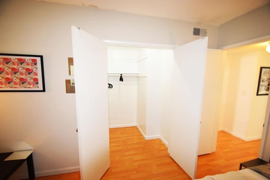 Hollywood Business Apartments Los Angeles Exterior photo